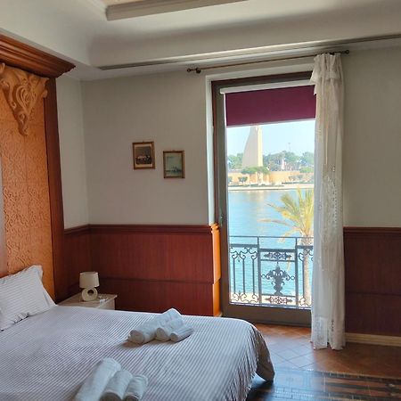 Verso Oriente Brindisi Buitenkant foto